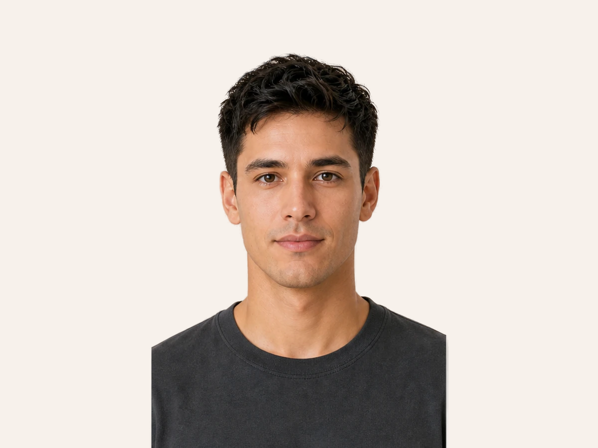 Soft Taper hairstyle for square face